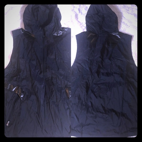 under armour hooded vest